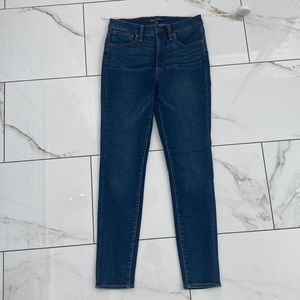 J. Crew size 27